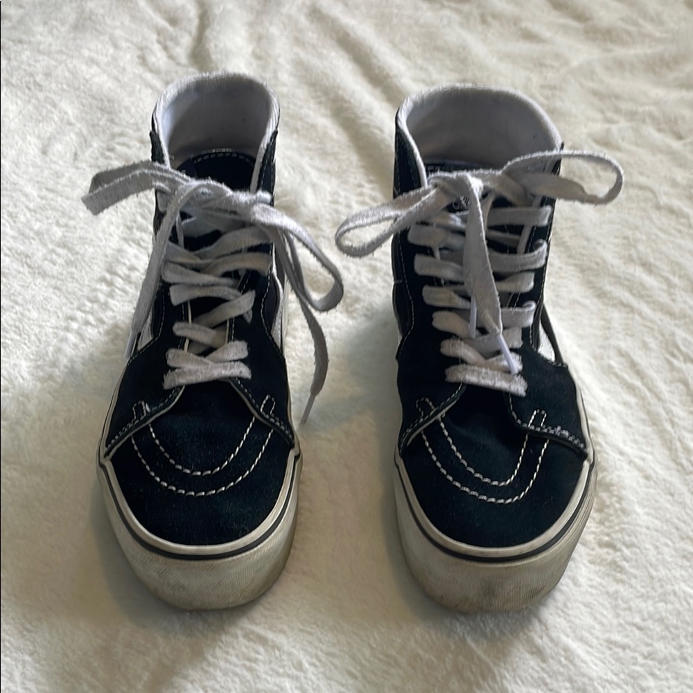Vans Black and White High-Top Sneakers Classic Skate Design